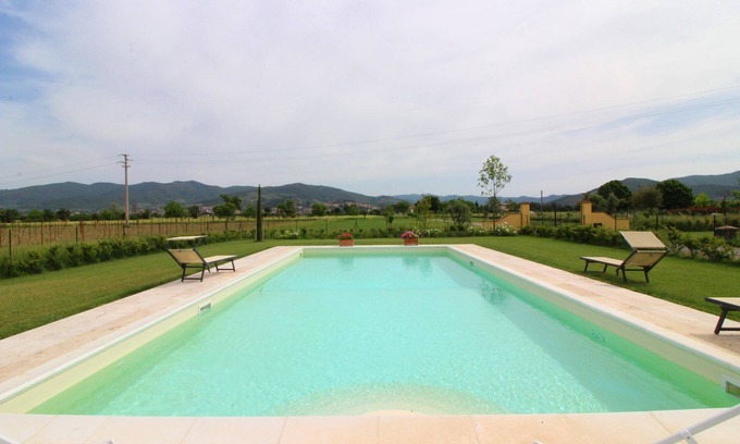 Le Piazze Villa | Preciosa casa de vacaciones privada con piscina privada, A/C, WIFI, TV, balcón, cerca de Cortona