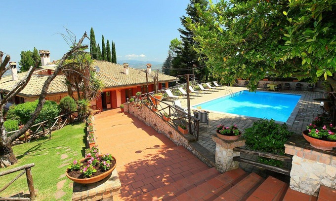 Monte Compatri Villa | Estupenda casa de vacaciones privada con piscina privada, A/C, WIFI, TV, patio, vista panorámica