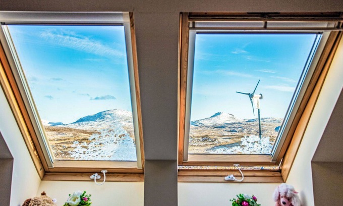 Aisgernis Casa | Maravillosa casa de vacaciones privada con WIFI, jacuzzi, TV, patio y vista panorámica