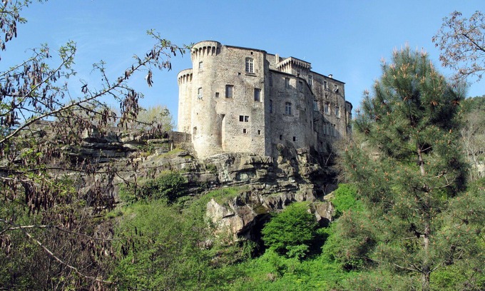 Montreal Casa | Maravillosa casa de vacaciones privada con TV, patio, mascotas permitida y vista panorámica