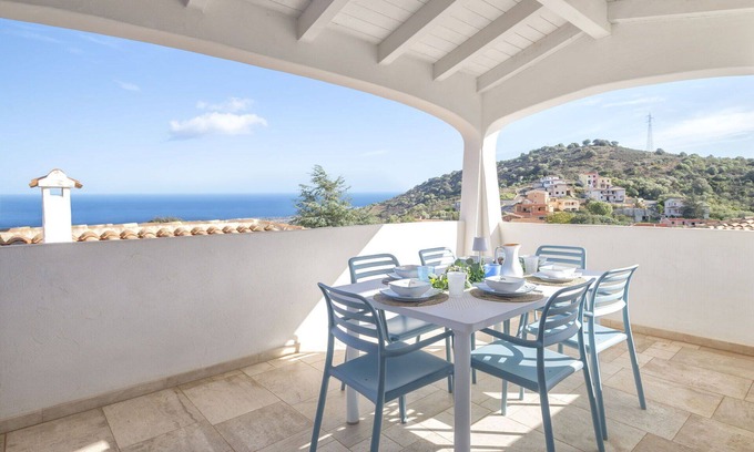 San Lorenzo Casa | Preciosa casa de vacaciones privada para 7 personas con WIFI, A/C, piscina privada, TV y patio