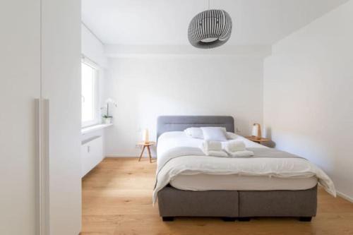 Limpertsberg Apartamento | Wonderful Two Bedroom Apartment at Limpertsberg with Parking, near Tram