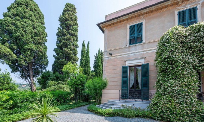 Albisola Superiore Villa | Preciosa casa de vacaciones para 4 personas con WIFI, TV y mascotas permitida