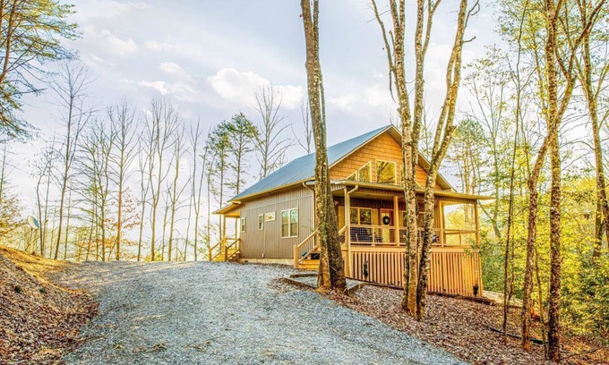 Bryson City Casa | Art's Bungalow-1 milla del Parque Nacional Smoky Mtn y el centro de Bryson City