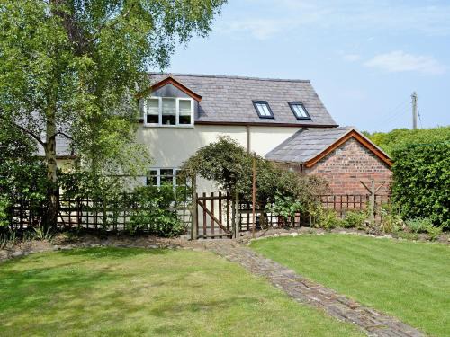 Padeswood Casa | Woodhouse Cottage