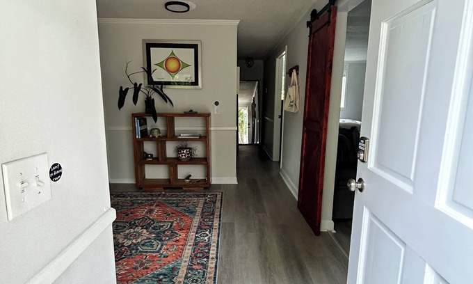 Travelers Rest Apartamento | WOODLAND APARTMENT - An open concept 1-bedroom in charming Travelers Rest