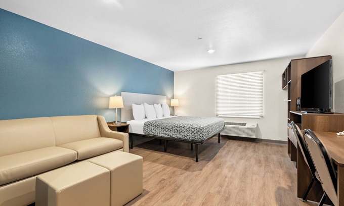 Ceres Hotel | Woodspring Suites Ceres - Modesto