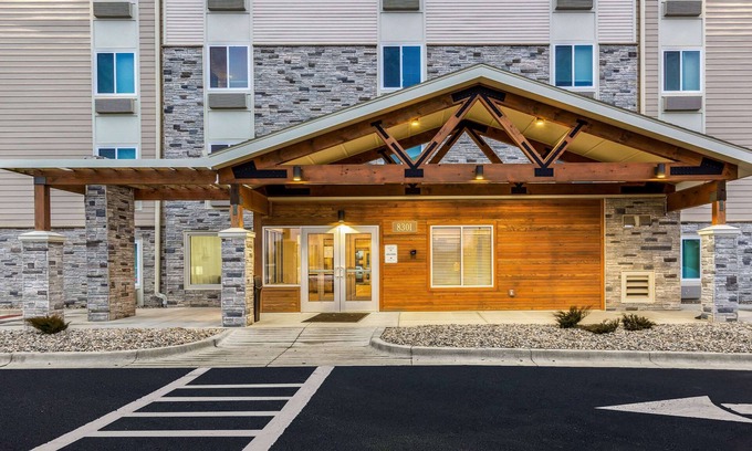 Castleton Hotel | WoodSpring Suites Indianapolis Castleton