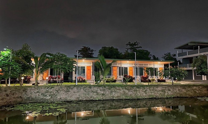 Phra Pradaeng Hotel | WoodViewResort