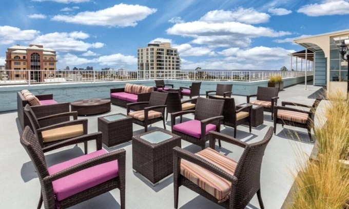 Park West Hotel | WorldMark Inn at the Park - 2 Bedroom Deluxe Queen