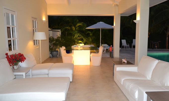 Willemstad Villa | Hermosa villa tropical (120m2) con piscina para 2 personas