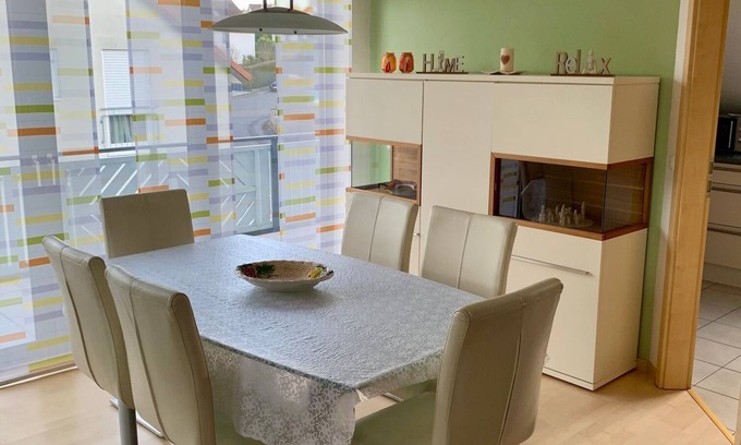 Erlabrunn Apartamento | Wunderschöne, Hochwertige Ferienwohnung in Erlabrunn für bis zu 4 Personen