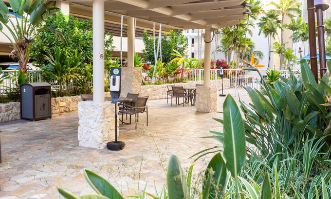 Brodheadsville Condominio | Wyndham at Waikiki Beach Walk® - Spacious1 Bedroom