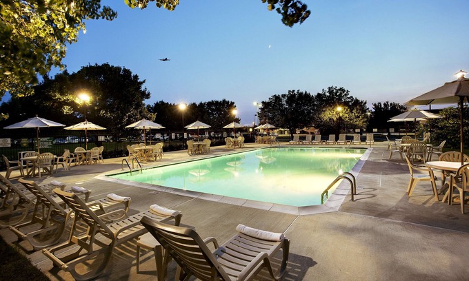 Essington Hotel | Wyndham Garden Philadelphia Airport