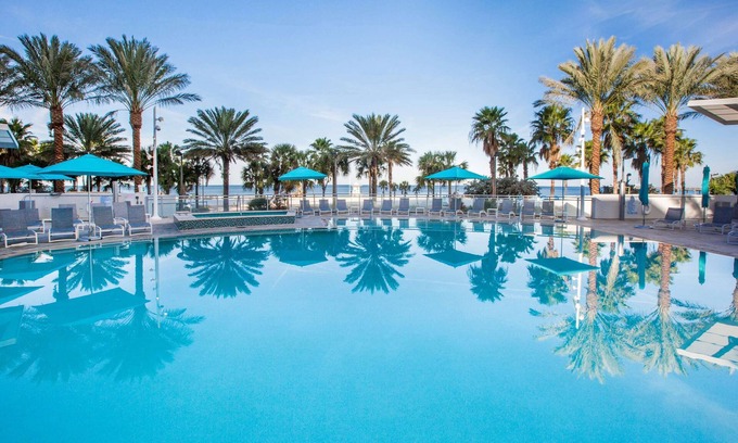 Clearwater Beach Hotel | Wyndham Grand Clearwater Beach