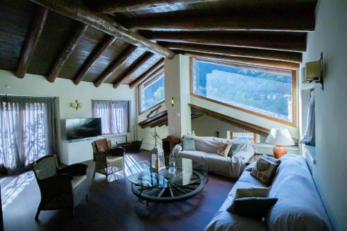 Arinsal Chalet De Esquí | Xalet Mallador - Arinsal - Exclusivo!