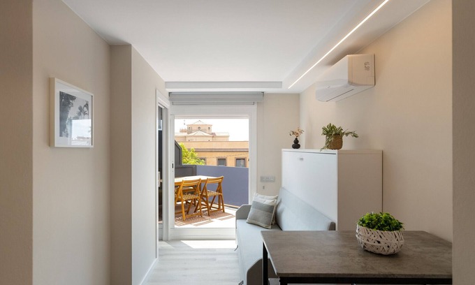 Vilassar de Mar Apartamento | Xaloc - Apartahotel con Piscina