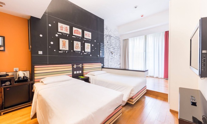 Chai Wan Hotel | Y Loft Youth Square