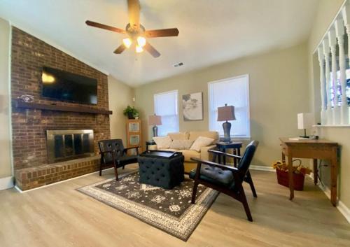 Charlotte Casa | Your Cozy Retreat in Charlotte