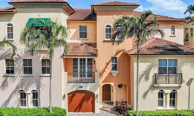 Hutchinson Island South Casa | Your Oceanview oasis awaits!