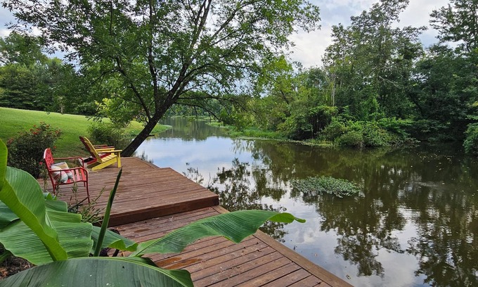 Albemarle Casa | Your private cove awaits! Recharge and reconnect on Lake Tillery.