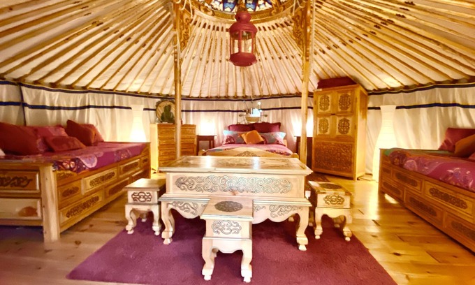 Saint-Antheme Alquiler De RV | Yurt-Baño privado-Vista a la Montana-4 places