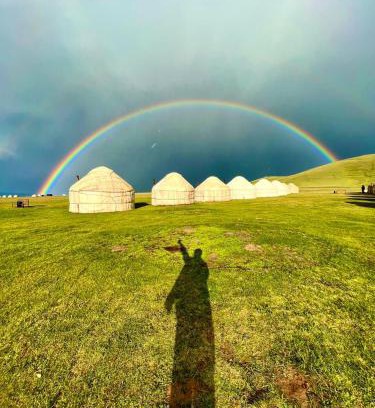 Naryn Region Cabina | Yurt Camp Erlan at Song Kol Lake