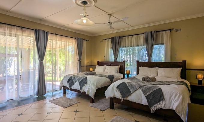 Victoria Falls Villa | Zambezi Family Lodge - Elephant Room