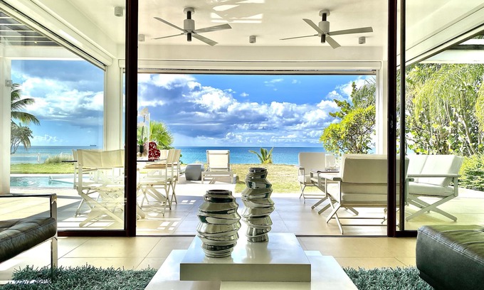 Cades Bay Villa | Villa de lujo frente al mar con las mejores críticas y opción de 3er dormitorio. Todo privado!