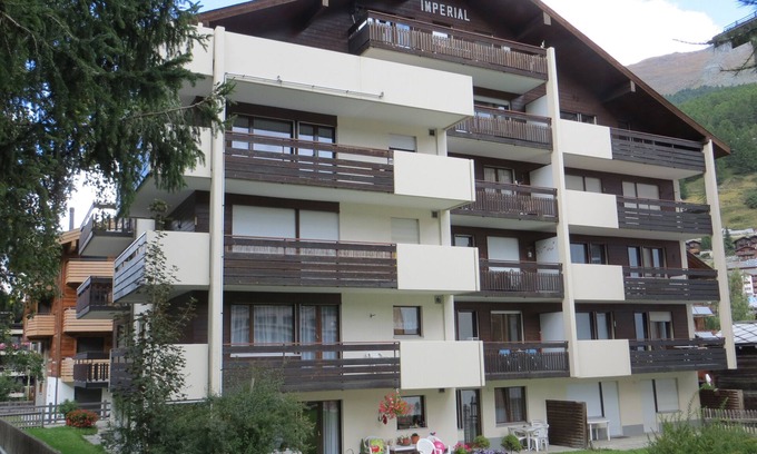 Zermatt Apartamento | Apartamento soleado y cómodo con vista al Matterhorn