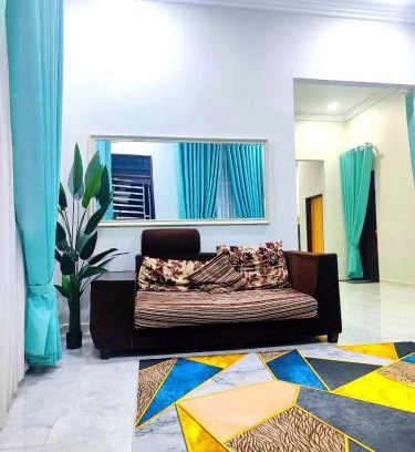 Kampong Raja Casa | ZIYA Homestay