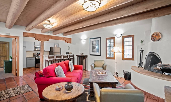 Downtown Santa Fe Hotel | Zona Rosa 75, San Antonio