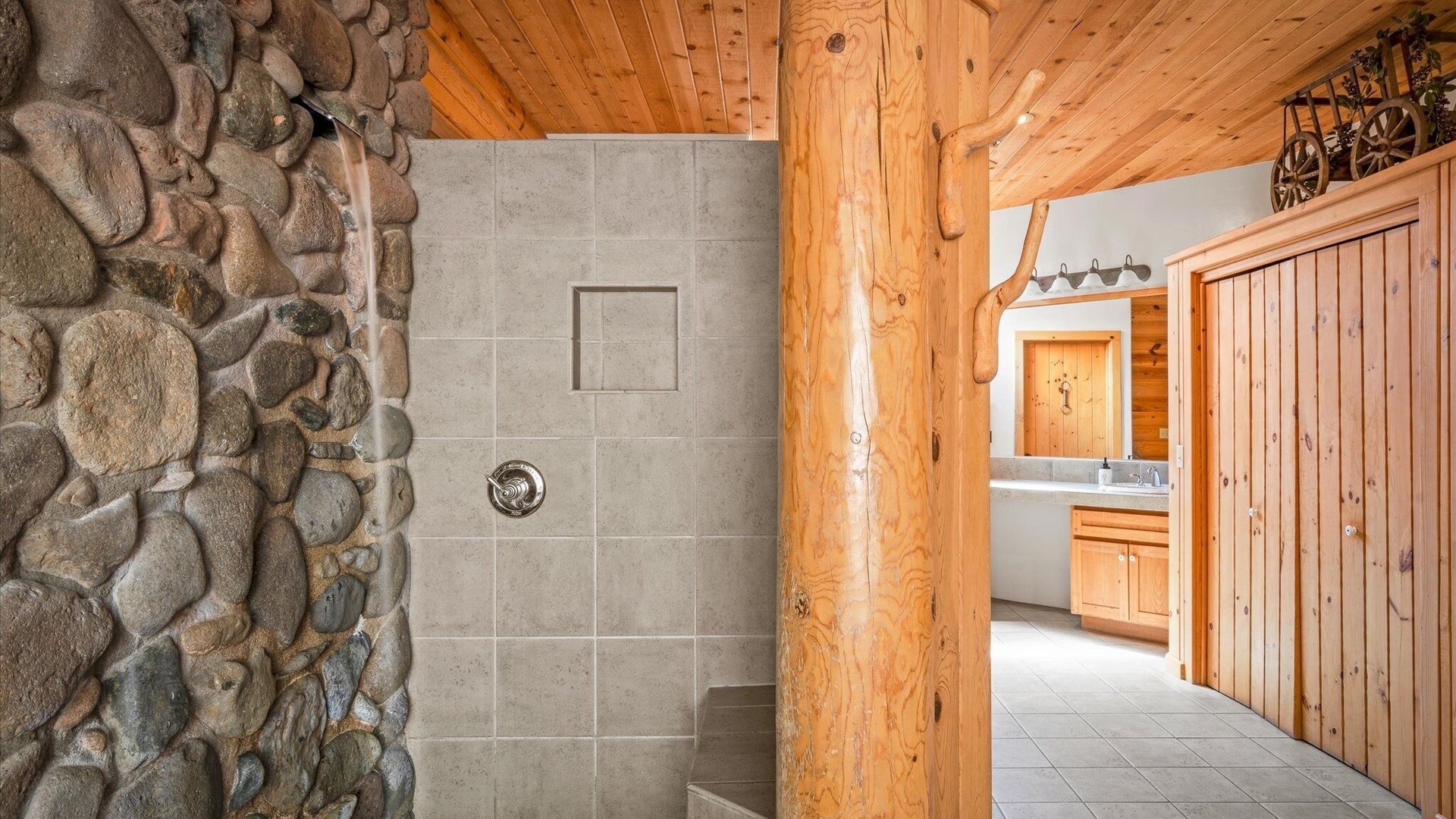foto de Baño en Oak Creek
