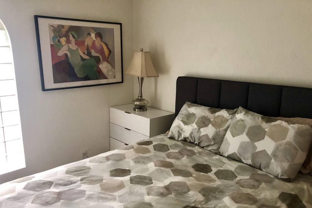 foto de Dormitorio en South River City