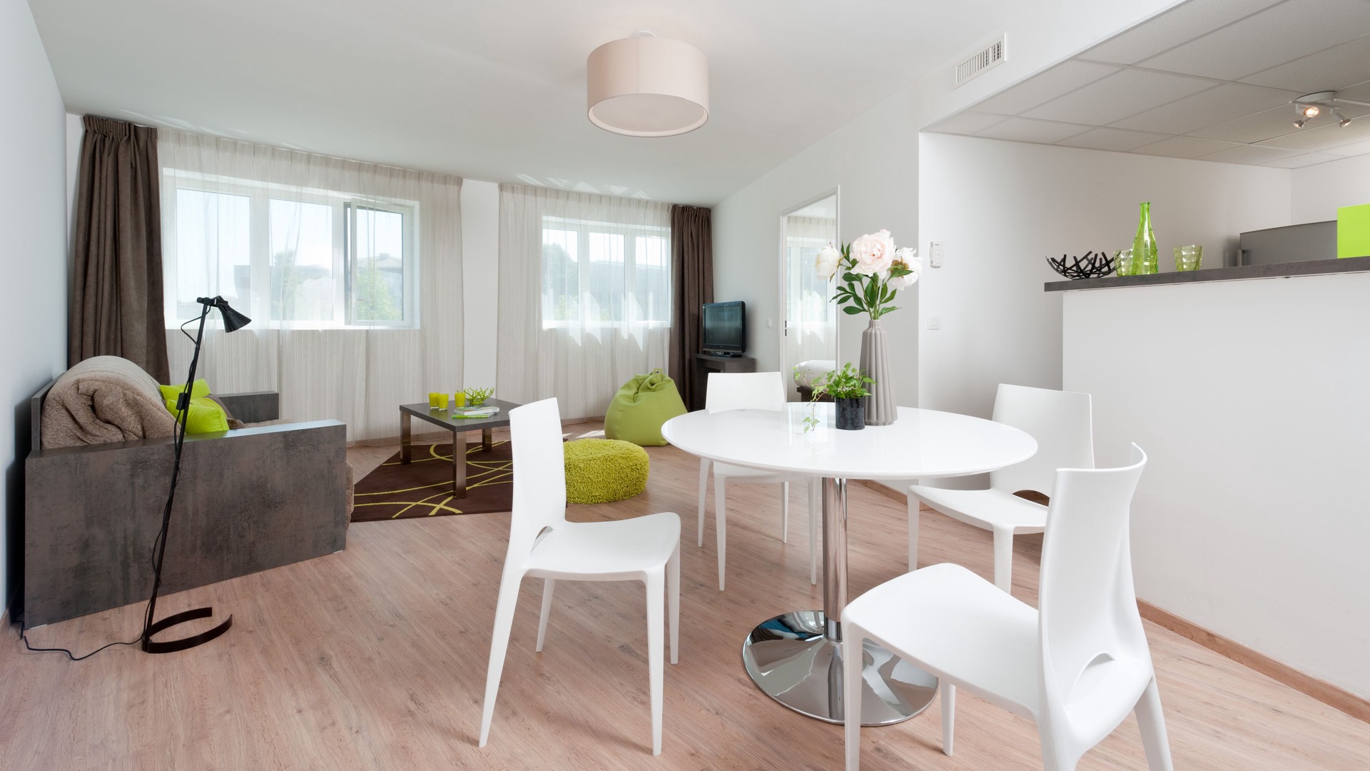 foto de Sala de estar en Talence