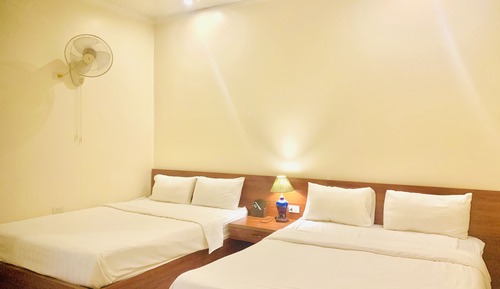 Habitación familiar, 2 camas de matrimonio, vistas a la montaña