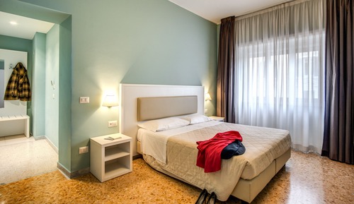 Habitación triple Deluxe