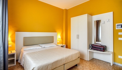 Habitación Deluxe con 1 cama doble o 2 individuales