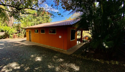 Apartamento exclusivo, no fumadores, planta baja