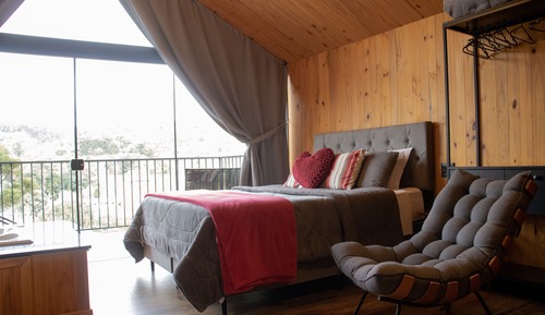 Cabaña de lujo, bañera de hidromasaje, vistas a la montaña