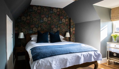 Habitación doble (Room 9)