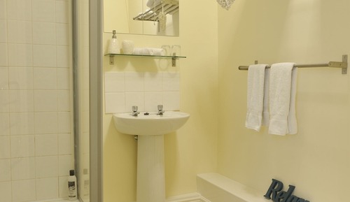 Habitación Deluxe con 2 camas individuales, accesible para personas con discapacidad (deluxe twin)