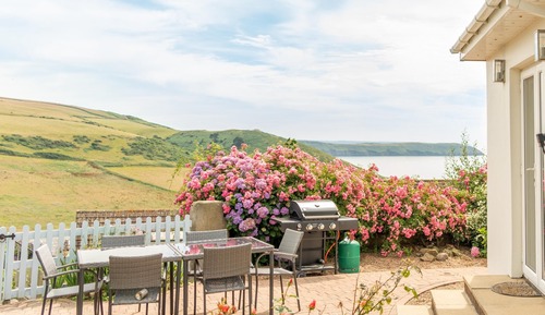 Apartamento, baño privado, vistas al mar (7 Min Walk To Beach)