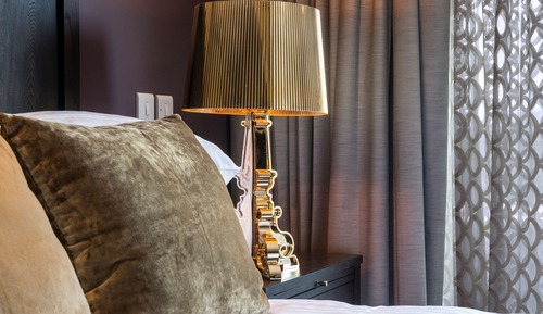 Habitación superior, balcón, vistas al jardín
