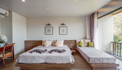 Forest Suite (Jacuzzi)