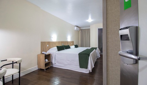 STANDARD TRIPLO CASAL