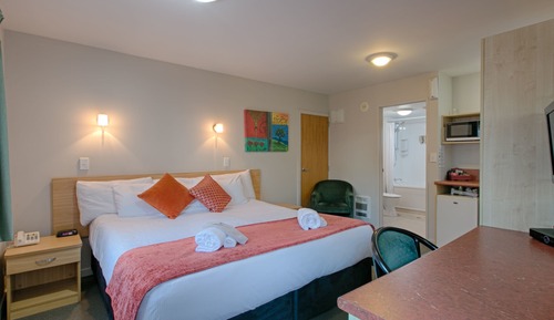 Estudio, 1 cama de matrimonio grande