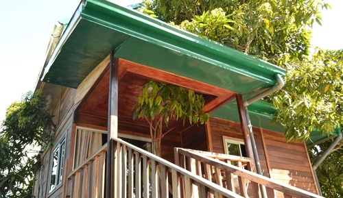 Casa en un árbol familiar, baño privado, vistas al jardín