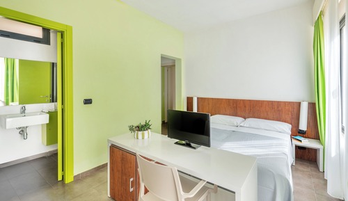 Habitación familiar (2 adulti + 3 bambini)