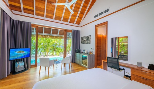 Villa (Pool)